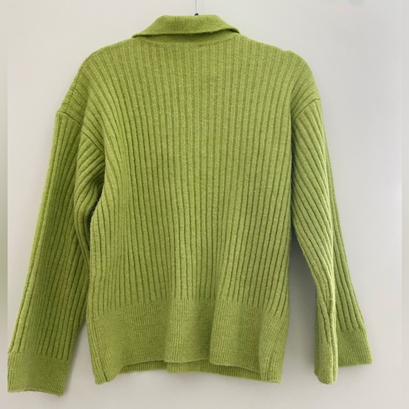 Zara’s crewneck sweater - Picture 2 of 5